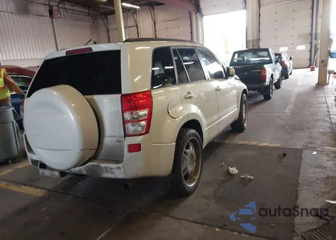 2006 Suzuki Grand Vitara Luxury z USA, uszkodzony, nr VIN JS3TD947664104217